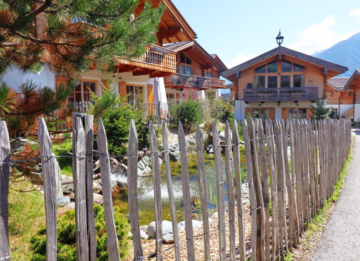 Chaletdorf Am Sonnenhang Нойкирхен-ам-Гросфенедигер Экстерьер фото